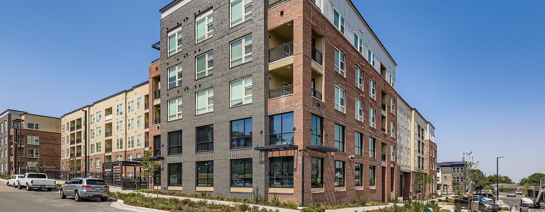 a large building with many windows